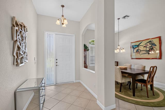 9574 LANTERN BAY Circle, West Palm Beach FL 33411 - West Palm Beach, FL - Photo 3
