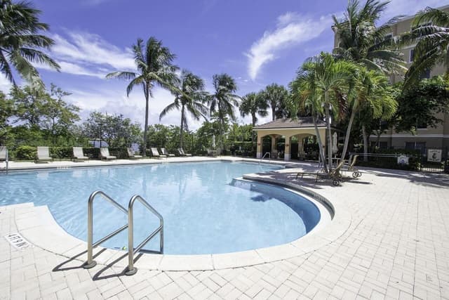 900 Scotia Drive # 206, Hypoluxo FL 33462 - Hypoluxo, FL - Photo 4