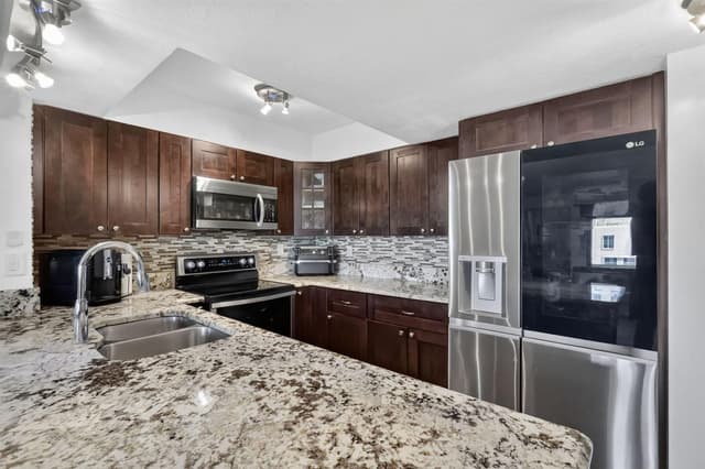 1501 S FLAGLER Drive # 4B, West Palm Beach FL 33401 - West Palm Beach, FL - Photo 6