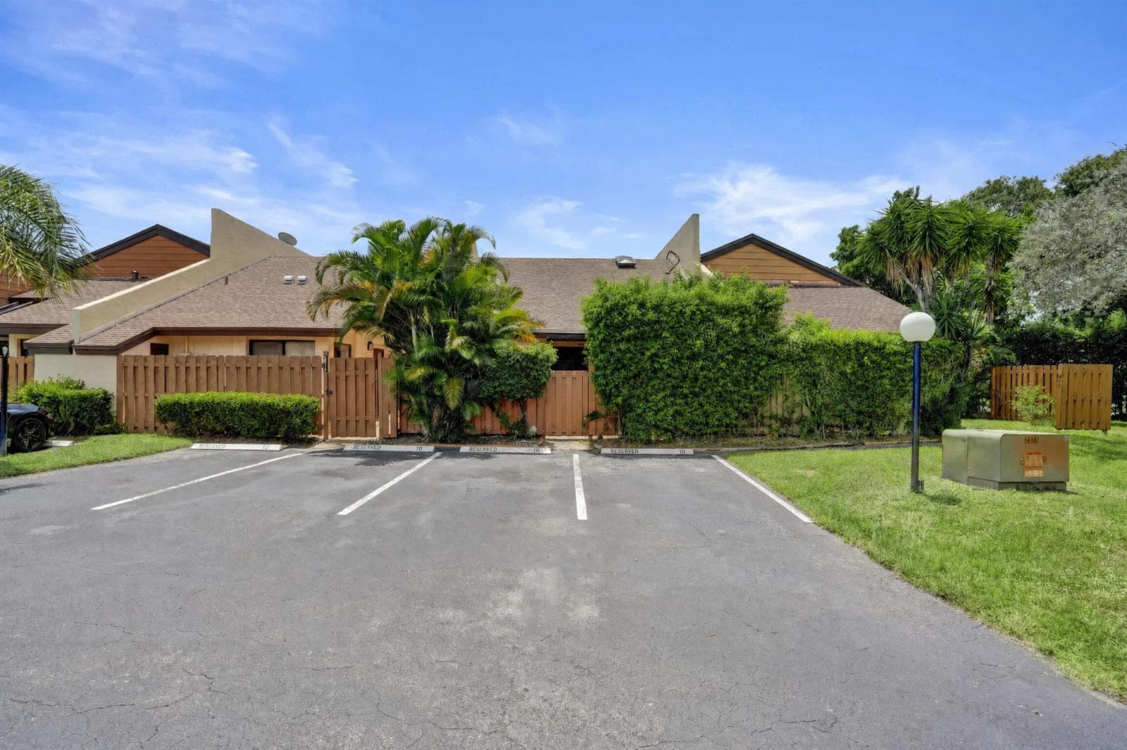 3810 NW 77TH Avenue, Davie FL 33024 - Davie, FL - Photo 1
