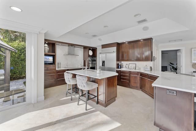 910 JASMINE Drive, Delray Beach FL 33483 - Delray Beach, FL - Photo 5