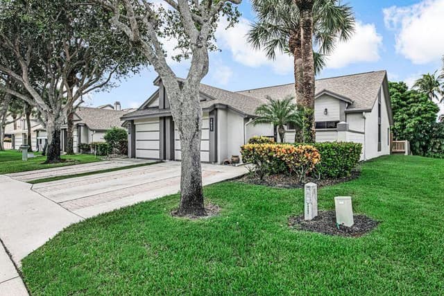 1911 LANDINGS Boulevard, FL 33413 - Photo 3