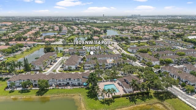7809 NW 114th Path, Doral FL 33178 - Doral, FL - Photo 3