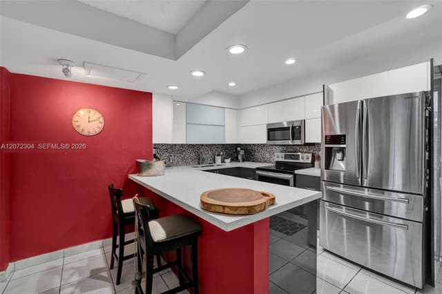6821 Brookline Dr # 6821, Hialeah FL 33015 - Hialeah, FL - Photo 4