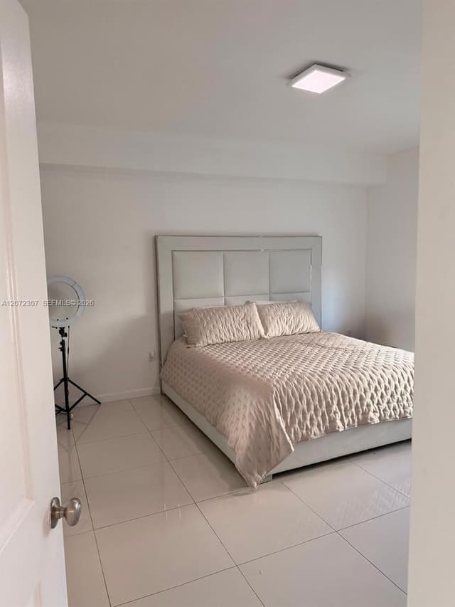 7900 Harbor Island Dr # 505, North Bay Village FL 33141 - North Bay Village, FL - Photo 6