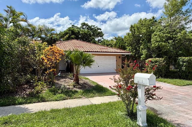 7160 NW 4TH Avenue, Boca Raton FL 33487 - Boca Raton, FL - Photo 2