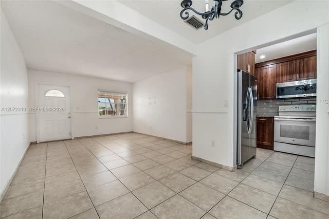 10240 SW 35th St, Miami FL 33165 - Miami, FL - Photo 4