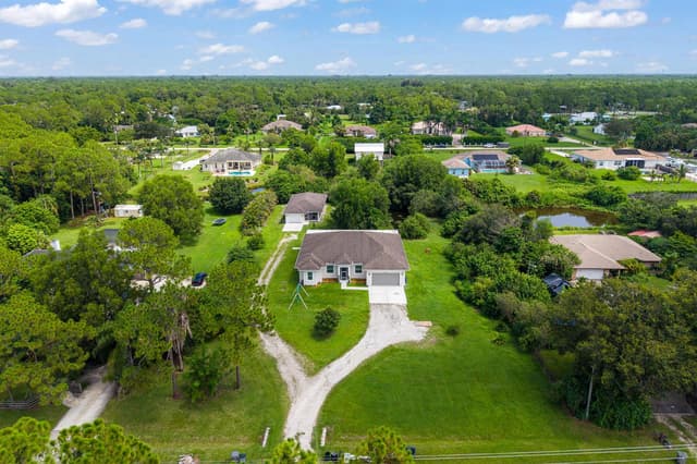 12323 N 150TH Court N, FL 33478 - Photo 3