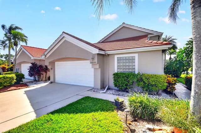 6203 Bear Creek Court, Lake Worth FL 33467 - Lake Worth, FL - Photo 3