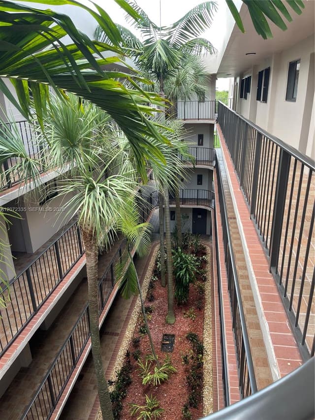 8520 SW 133rd Ave Rd # 406, Miami FL 33183 - Miami, FL - Photo 2