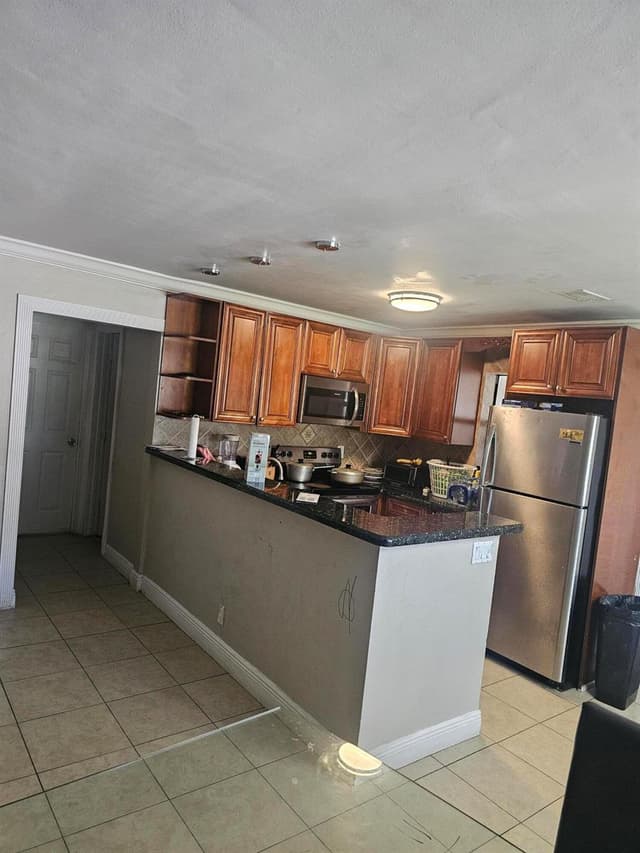 6134 HOGAN CREEK Road, Margate FL 33063 - Margate, FL - Photo 7
