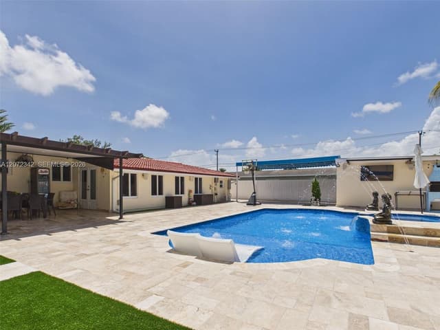 9601 SW 183rd St, Palmetto Bay FL 33157 - Palmetto Bay, FL - Photo 2