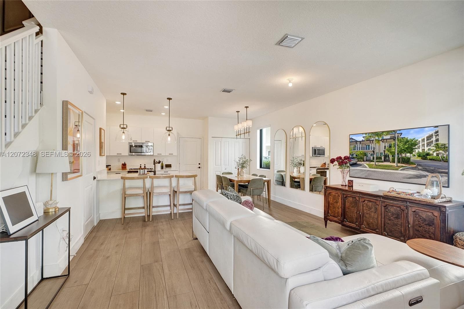 8166 NW 42nd St, Doral FL 33166 - Doral, FL - Photo 1