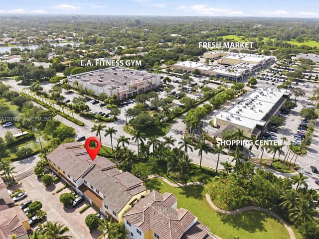 12441 NW 18th Ct, Pembroke Pines FL 33028 - Pembroke Pines, FL - Photo 2
