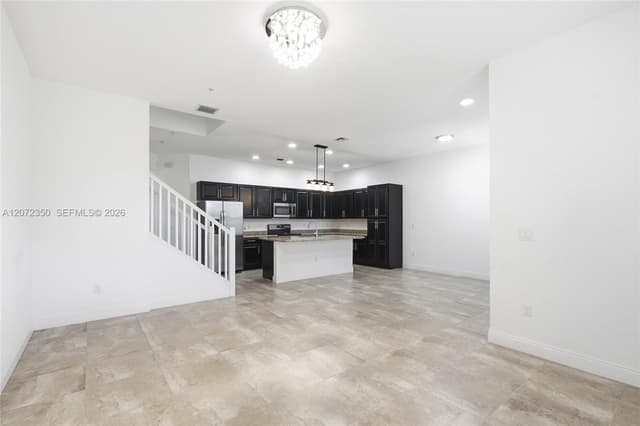 12441 NW 18th Ct, Pembroke Pines FL 33028 - Pembroke Pines, FL - Photo 6