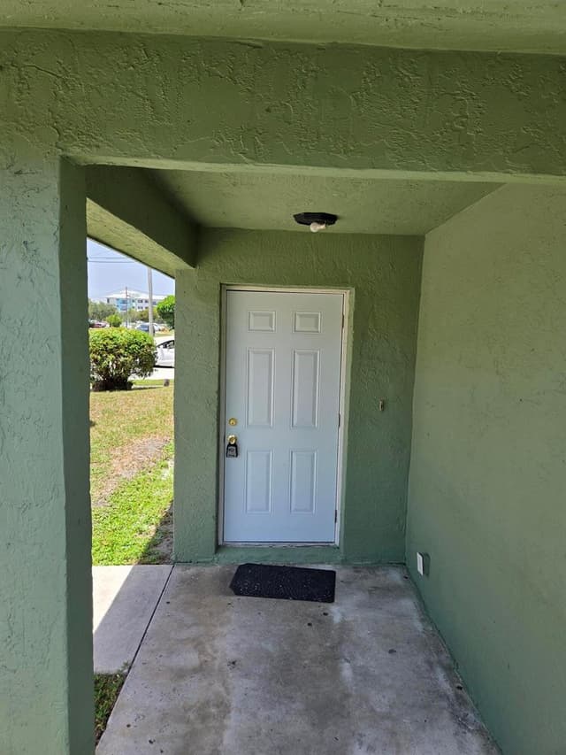734 NE 1ST Street, Boynton Beach FL 33435 - Boynton Beach, FL - Photo 4