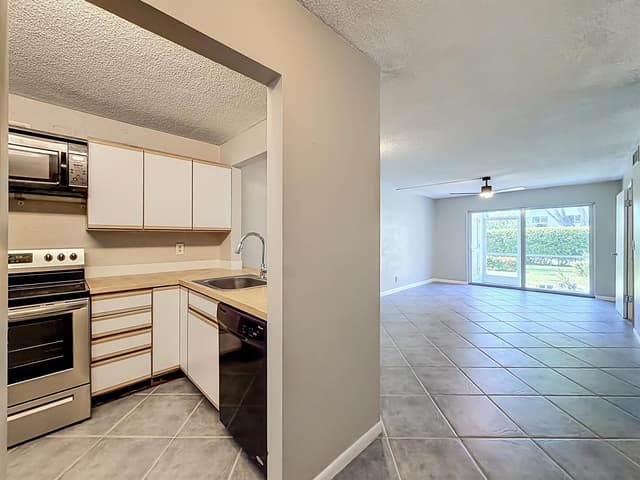 207 Tropic Isle Drive # 1130, Delray Beach FL 33483 - Delray Beach, FL - Photo 4