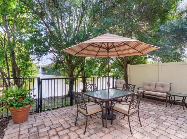 301 LAKE MONTEREY Circle, Boynton Beach FL 33426 - Boynton Beach, FL - Photo 2