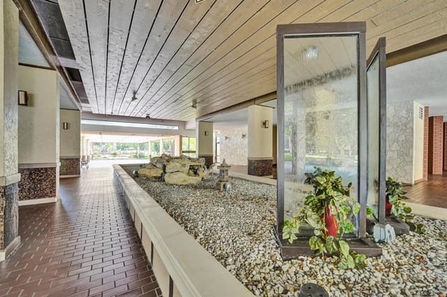 2802 N 46th Avenue # B318, Hollywood FL 33021 - Hollywood, FL - Photo 4