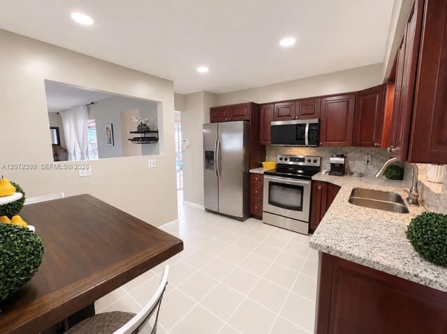 1812 N 45th Ave, Hollywood FL 33021 - Hollywood, FL - Photo 6