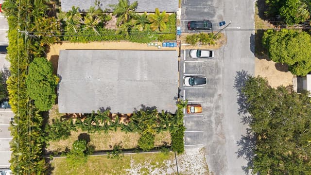 2117 NE 14TH Avenue # 4, Wilton Manors FL 33305 - Wilton Manors, FL - Photo 5