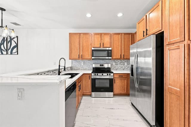 3105 NW 25TH Terrace, Oakland Park FL 33309 - Oakland Park, FL - Photo 5