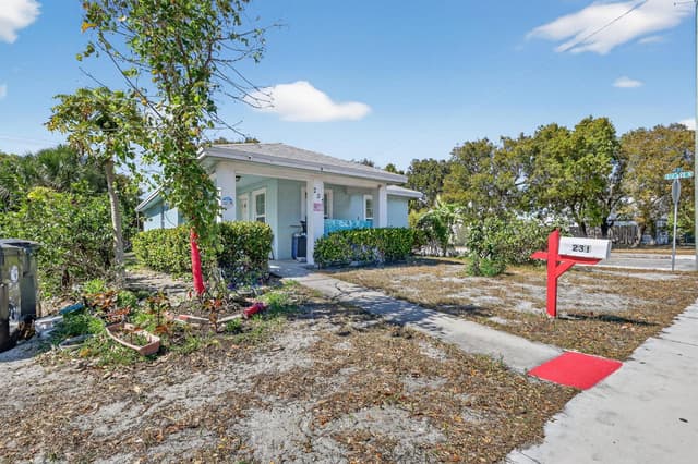 231 N H Street, Lake Worth FL 33460 - Lake Worth, FL - Photo 2
