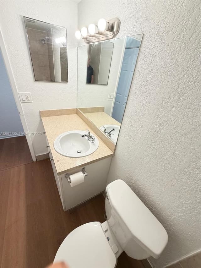 411 Executive Center Dr # 109, West Palm Beach FL 33401 - West Palm Beach, FL - Photo 4