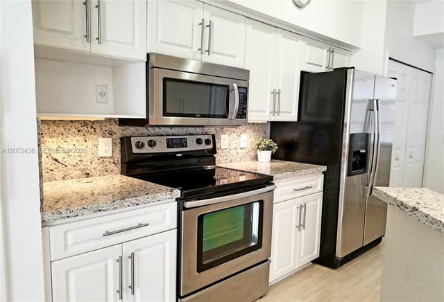 3215 NE 184 ST # 14302, Aventura FL 33160 - Aventura, FL - Photo 2