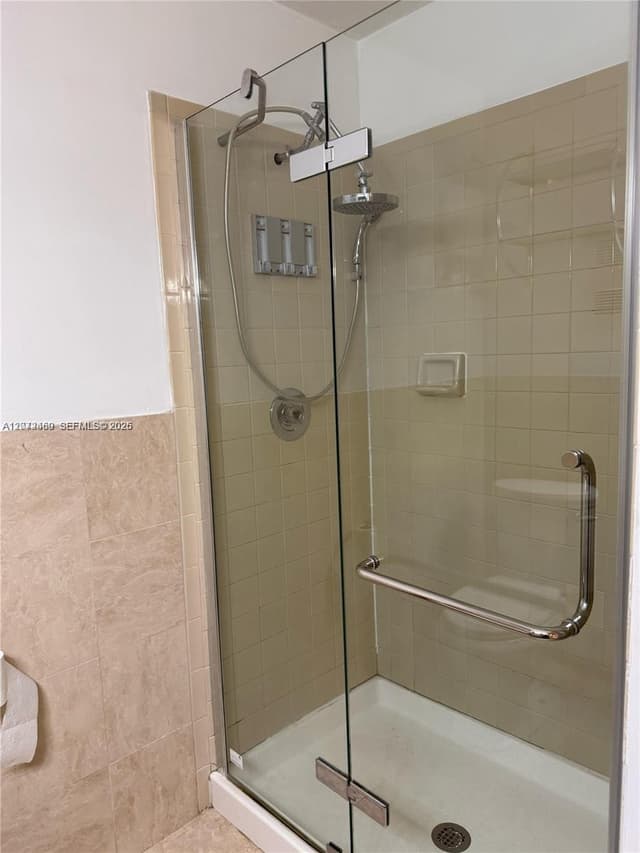 20800 NE 8th Ct # 17, Miami FL 33179 - Miami, FL - Photo 7