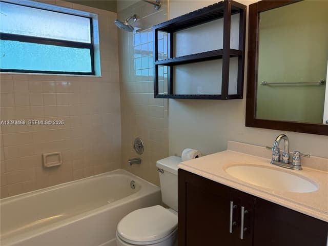 20800 NE 8th Ct # 17, Miami FL 33179 - Miami, FL - Photo 4