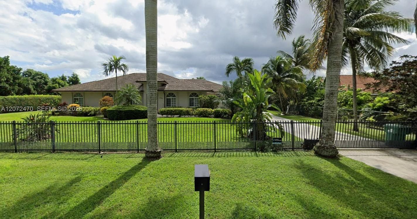 15720 SW 252nd St, Homestead FL 33031 - Homestead, FL - Photo 1