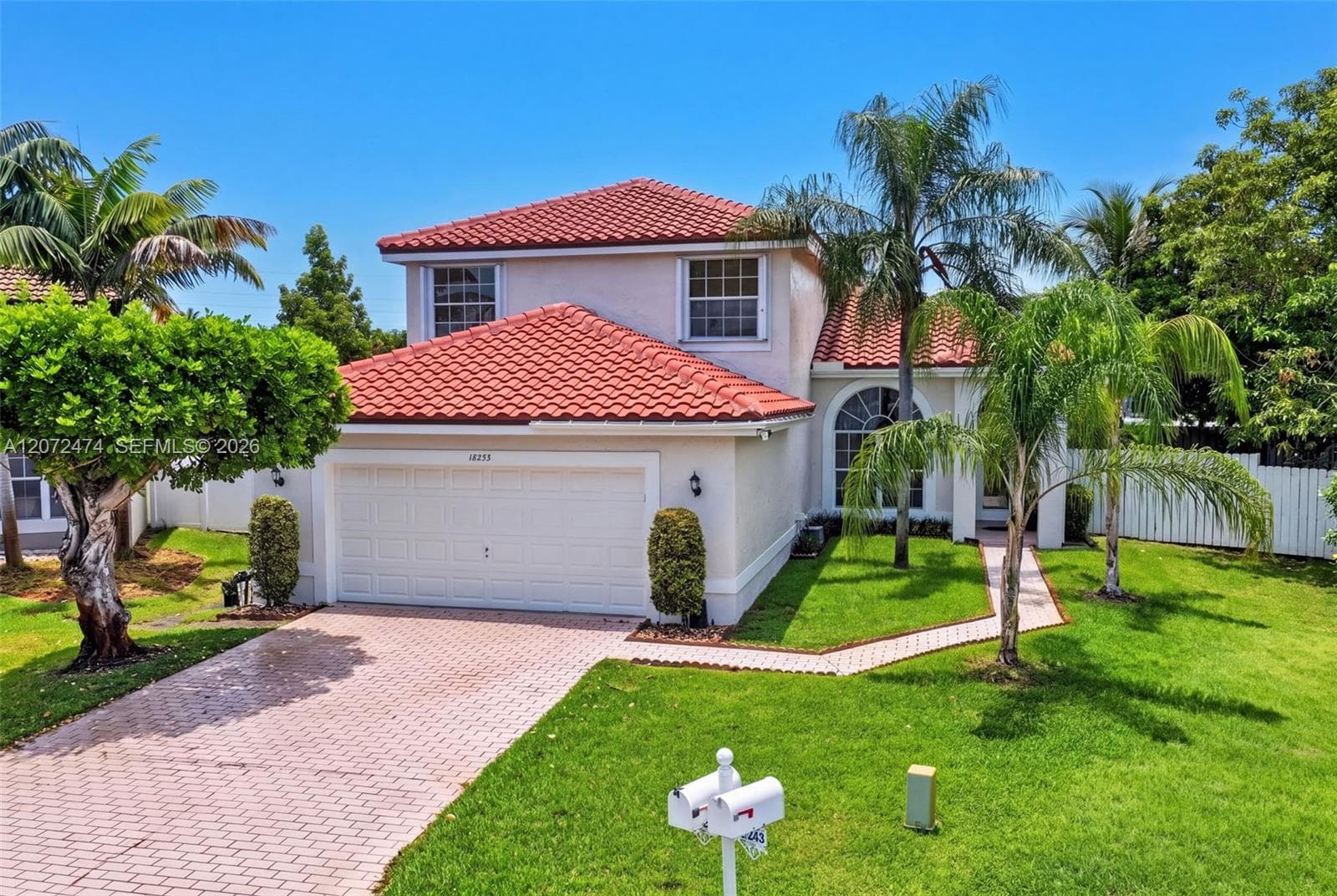 18253 SW 5th St, Pembroke Pines FL 33029 - Pembroke Pines, FL - Photo 1