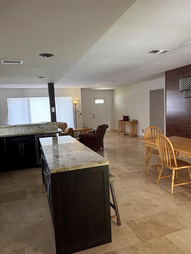 1126 LINCOLN Street, Hollywood FL 33019 - Hollywood, FL - Photo 4