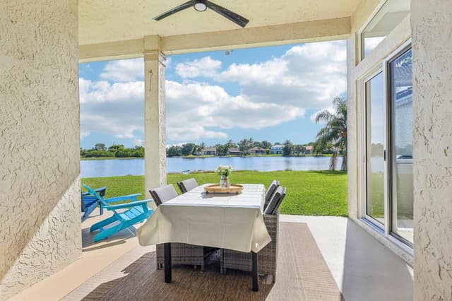 762 Heritage Drive, Weston FL 33326 - Weston, FL - Photo 2
