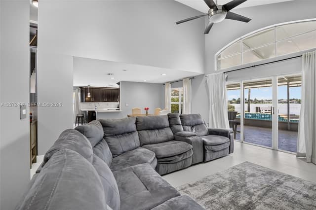 19156 NW 24th Ct, Pembroke Pines FL 33029 - Pembroke Pines, FL - Photo 7