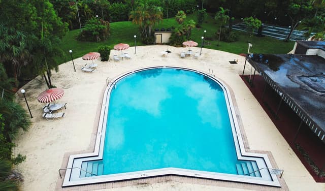 1681 NW 70th Avenue # 402, Plantation FL 33313 - Plantation, FL - Photo 7