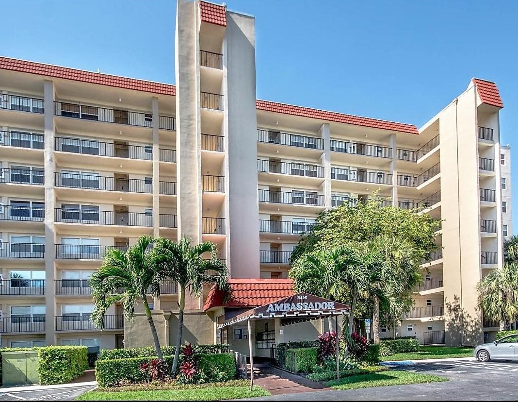 3465 VIA POINCIANA # 804, Lake Worth FL 33467 - Lake Worth, FL - Photo 1