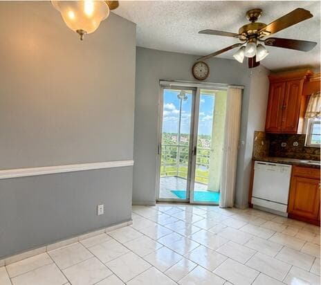 3465 VIA POINCIANA # 804, Lake Worth FL 33467 - Lake Worth, FL - Photo 4