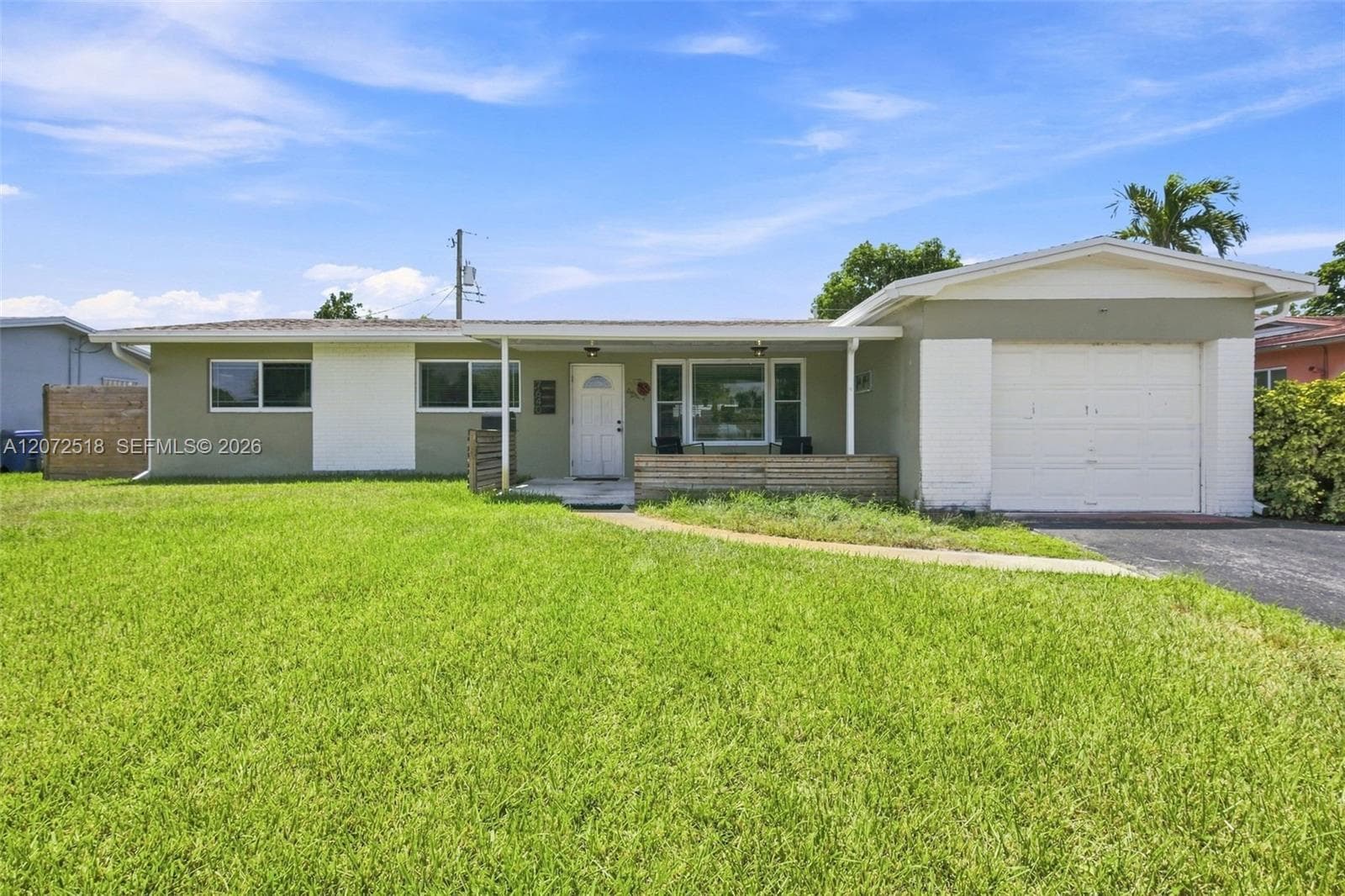 7640 NW 8th St, Pembroke Pines FL 33024 - Pembroke Pines, FL - Photo 1