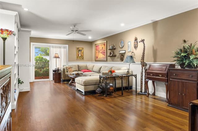 6815 Edgewater Dr # 202, Coral Gables FL 33133 - Coral Gables, FL - Photo 2