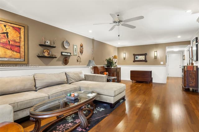 6815 Edgewater Dr # 202, Coral Gables FL 33133 - Coral Gables, FL - Photo 4