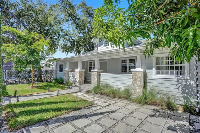 421 NE 70th St, Miami FL 33138 - Miami, FL - Photo 3