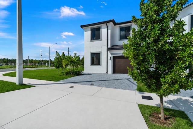 34520 SW 191st Ct, Homestead FL 33034 - Homestead, FL - Photo 3