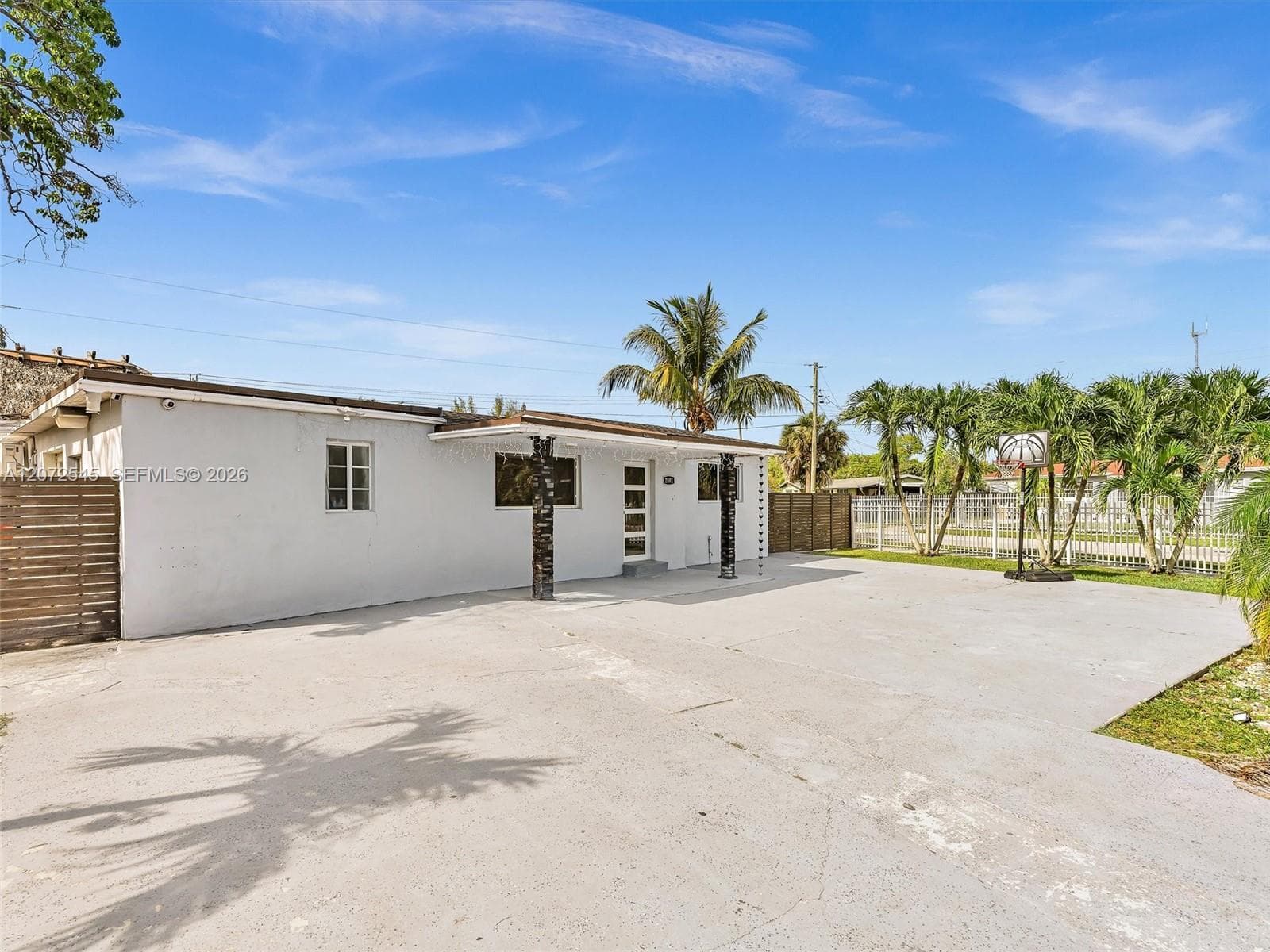 2001 NW 206th St, Miami Gardens FL 33056 - Miami Gardens, FL - Photo 1