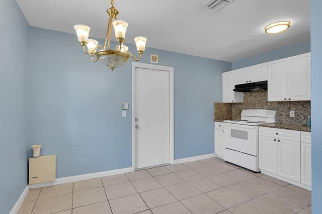 1208 W 32ND Street, Riviera Beach FL 33404 - Riviera Beach, FL - Photo 4
