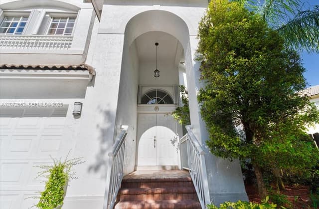 10853 NW 71st St, Doral FL 33178 - Doral, FL - Photo 2
