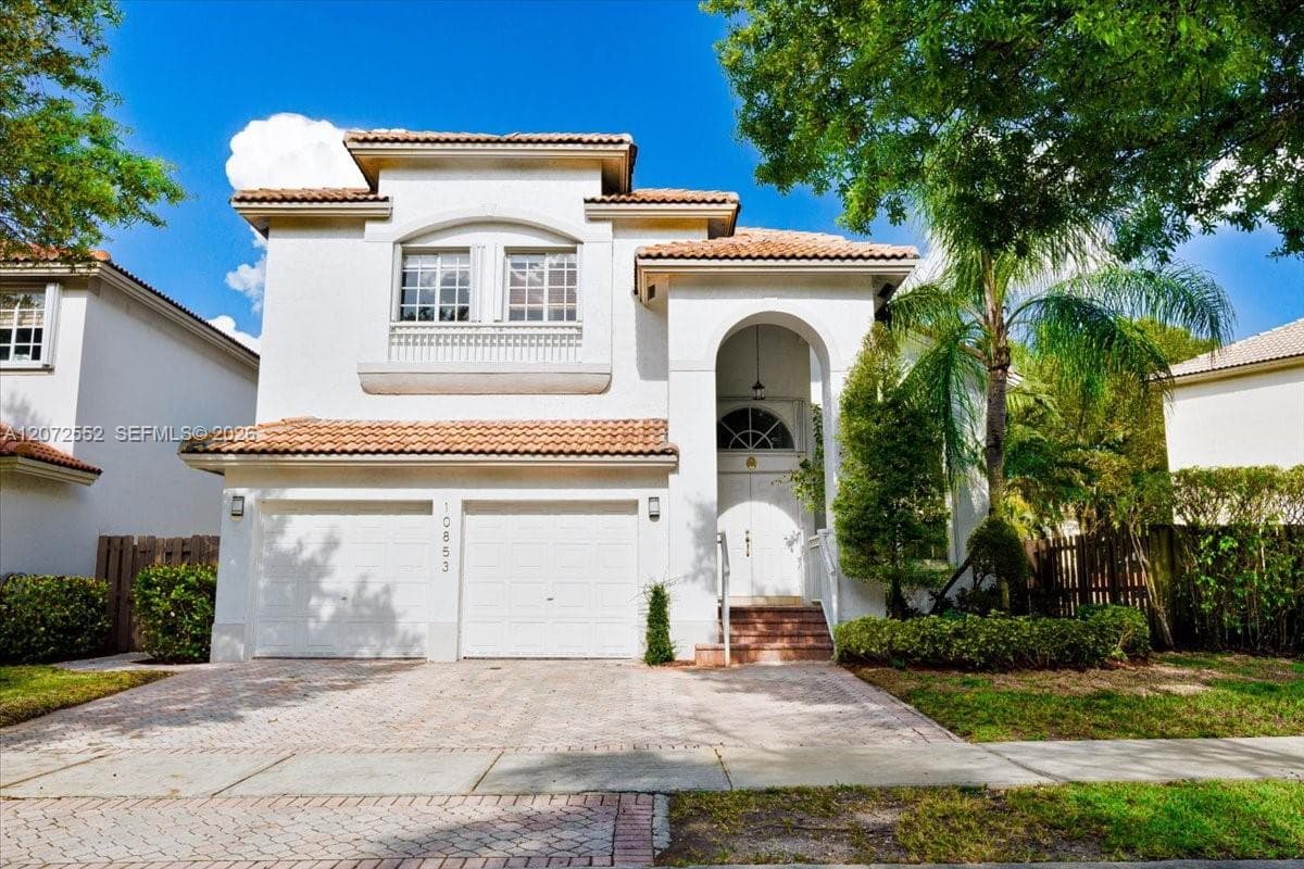 10853 NW 71st St, Doral FL 33178 - Doral, FL - Photo 1
