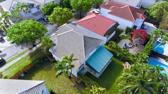 10853 NW 71st St, Doral FL 33178 - Doral, FL - Photo 5