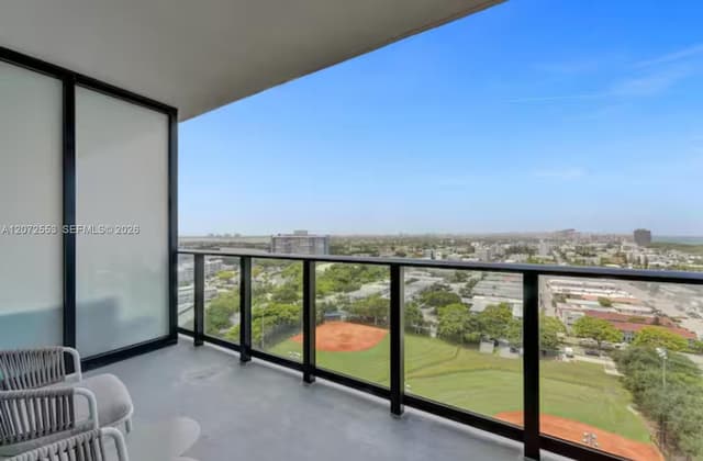 580 72nd # 1713, Miami Beach FL 33141 - Miami Beach, FL - Photo 4